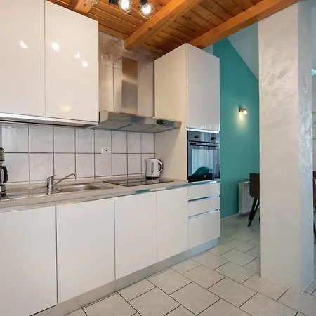 Apartment Diego Kornic