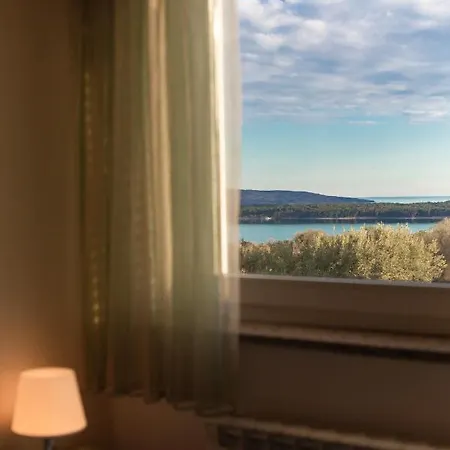 Diego アパート Kornić